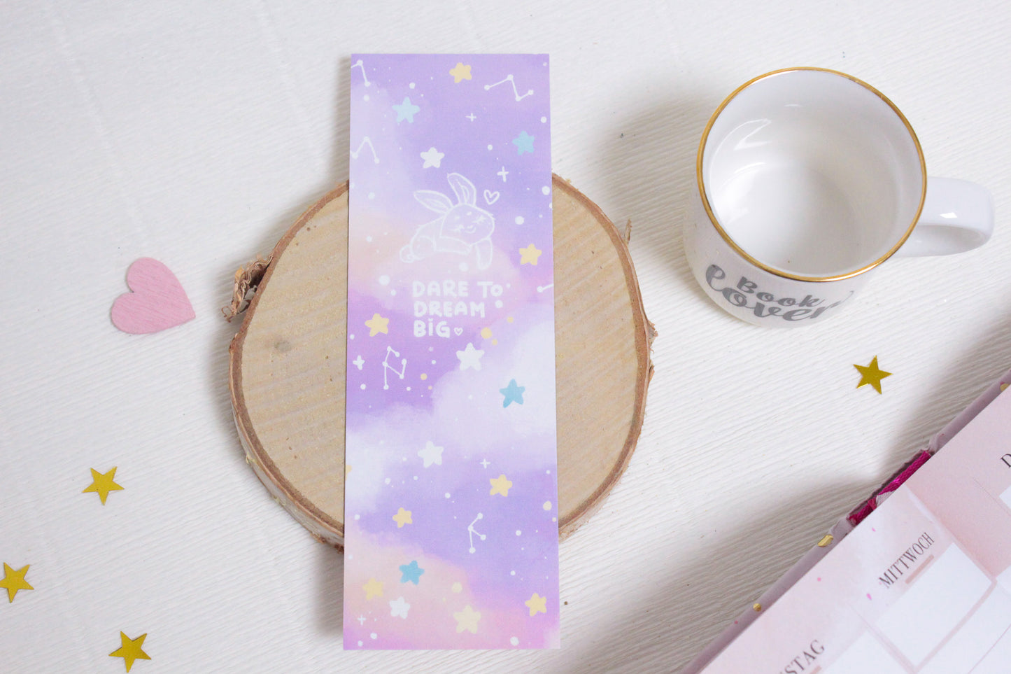 Paper Bookmark "Dare To Dream Big" - Cute Booklover Bunny Bookmark