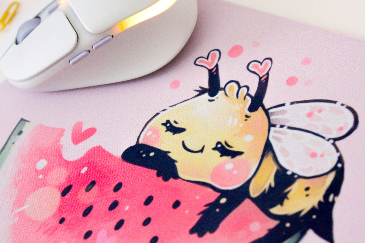 Bee-Inspired Melon Slice Mousepad: Adorable Desk Accessory