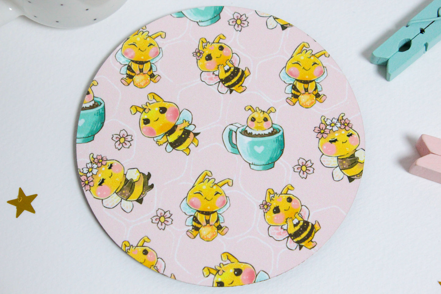 Bee Friends - Coaster -  Round - Perfect gift for Kids, for Her, for Bee Friends